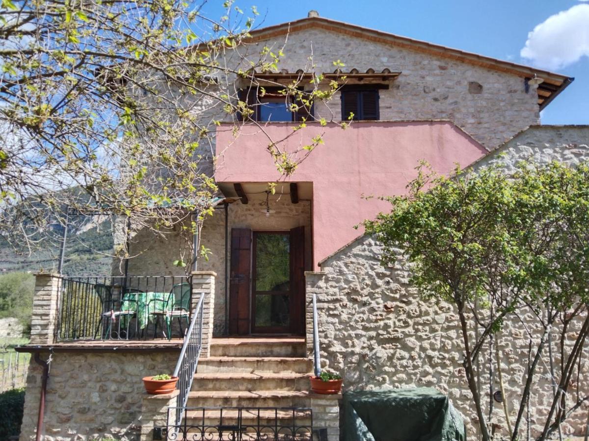 Agriturismo I Melograni Ferentillo Buitenkant foto